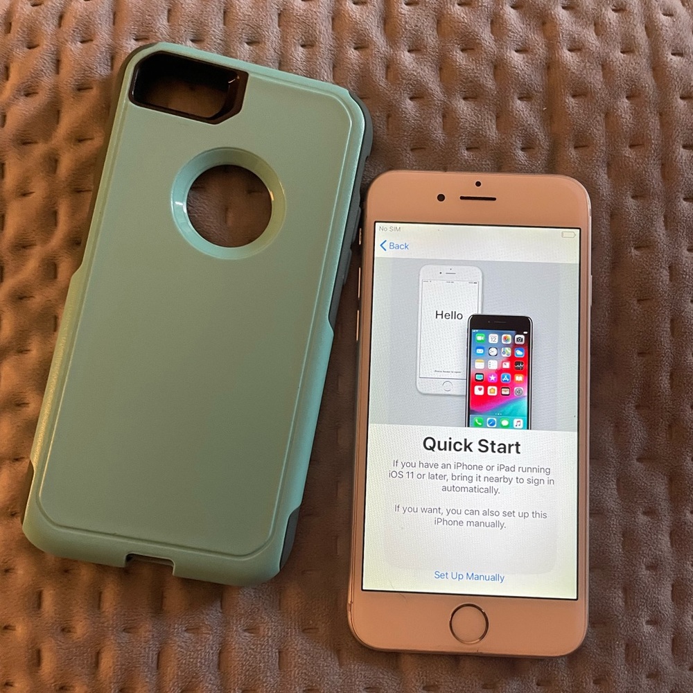 ❌❌SOLD❌❌ iPhone 7 and Case